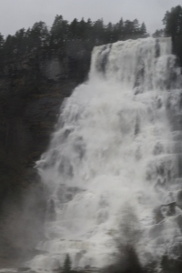 Waterfall on the way to Gudvangen 